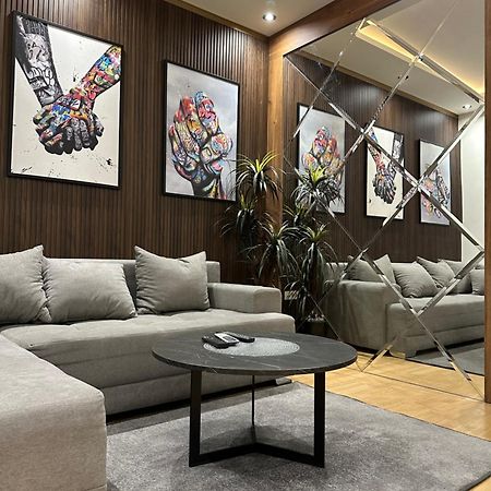 Modern Luxury In Belgrade Waterfront With Views Apartman Kültér fotó