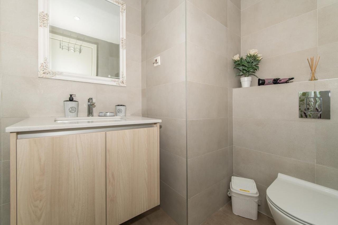 Modern Luxury In Belgrade Waterfront With Views Apartman Kültér fotó