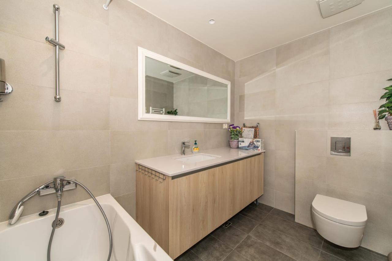 Modern Luxury In Belgrade Waterfront With Views Apartman Kültér fotó