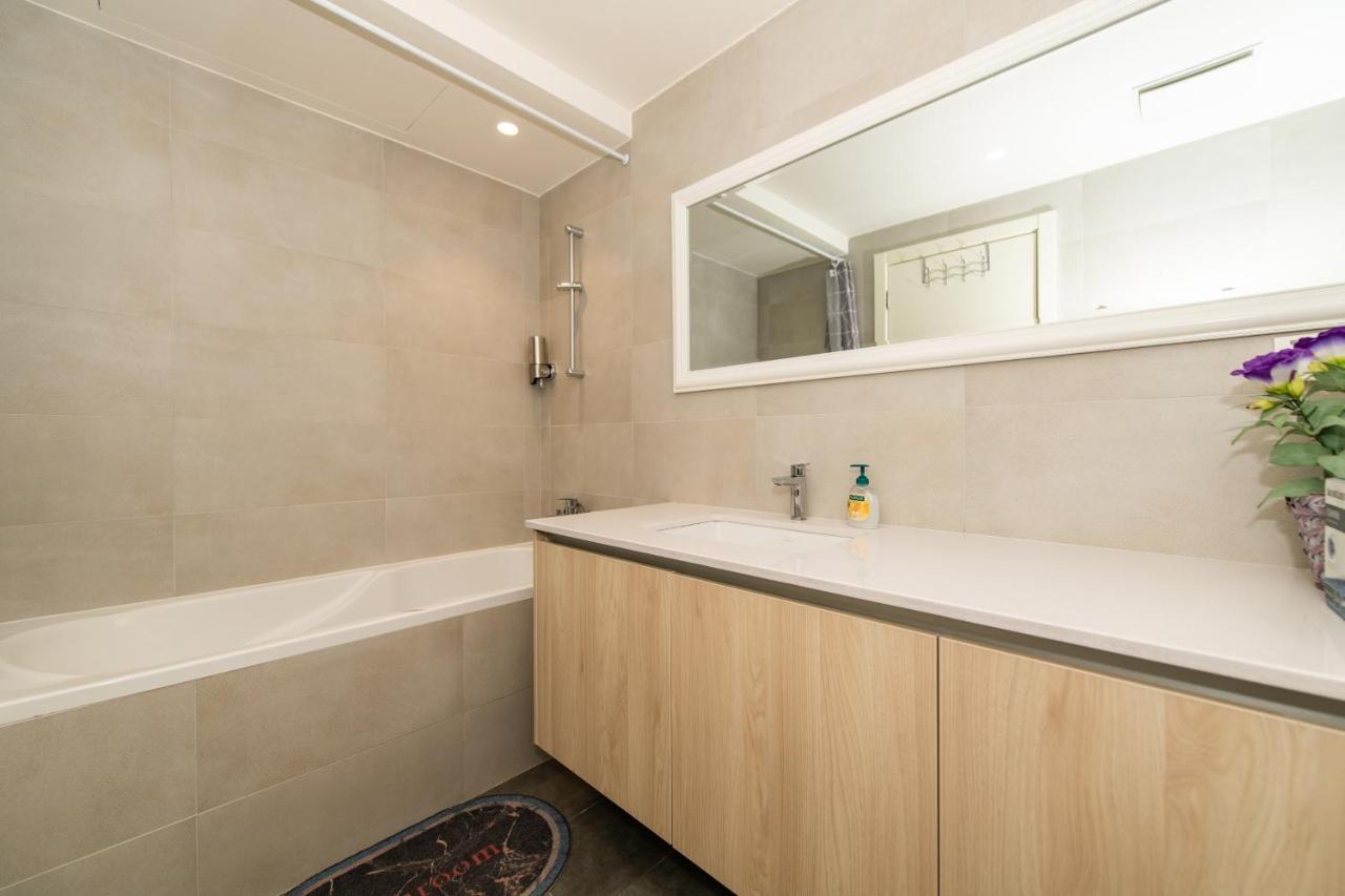 Modern Luxury In Belgrade Waterfront With Views Apartman Kültér fotó